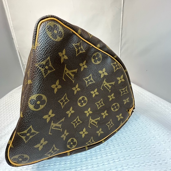 Authentic Louis Vuitton monogram speedy - Picture 13 of 15